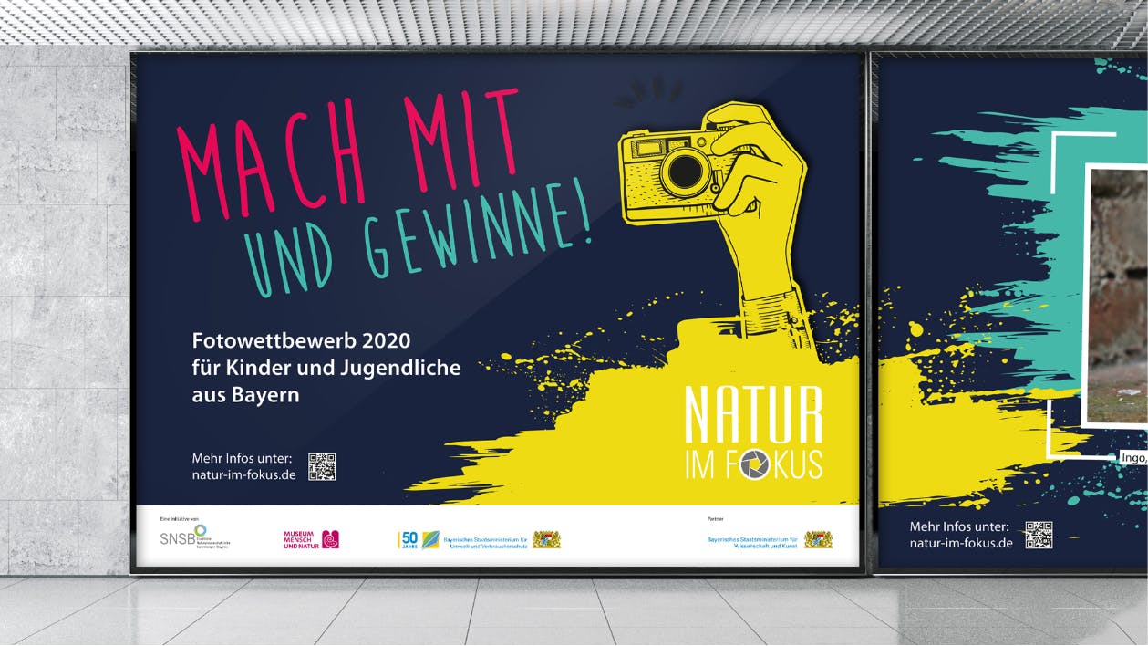 Jugendkommunikation für Nachhaltigkeit: Fotowettbewerb “Natur im Fokus” für Kinder und Jugendliche aus Bayern. Großflächenplakat mit bunter, jugendlicher Schrift.